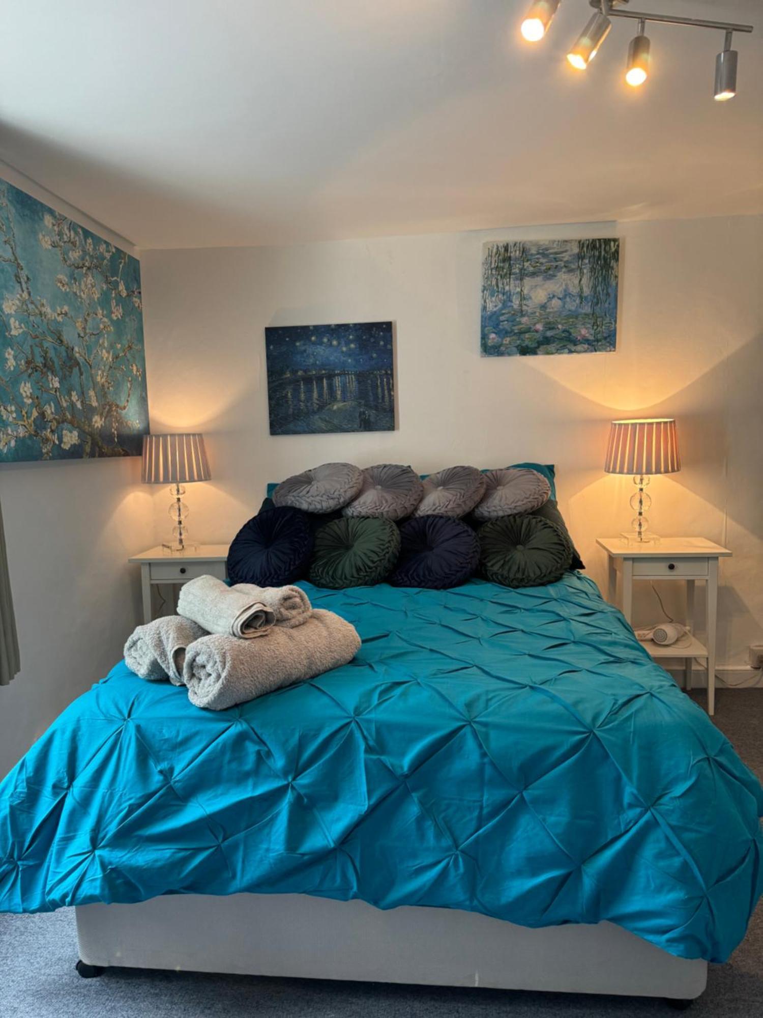 Beautiful Townhouse Next To Royal Victoria Park And Botanical Gardens Within Easy Walking Distance To Bath City Centre Luaran gambar