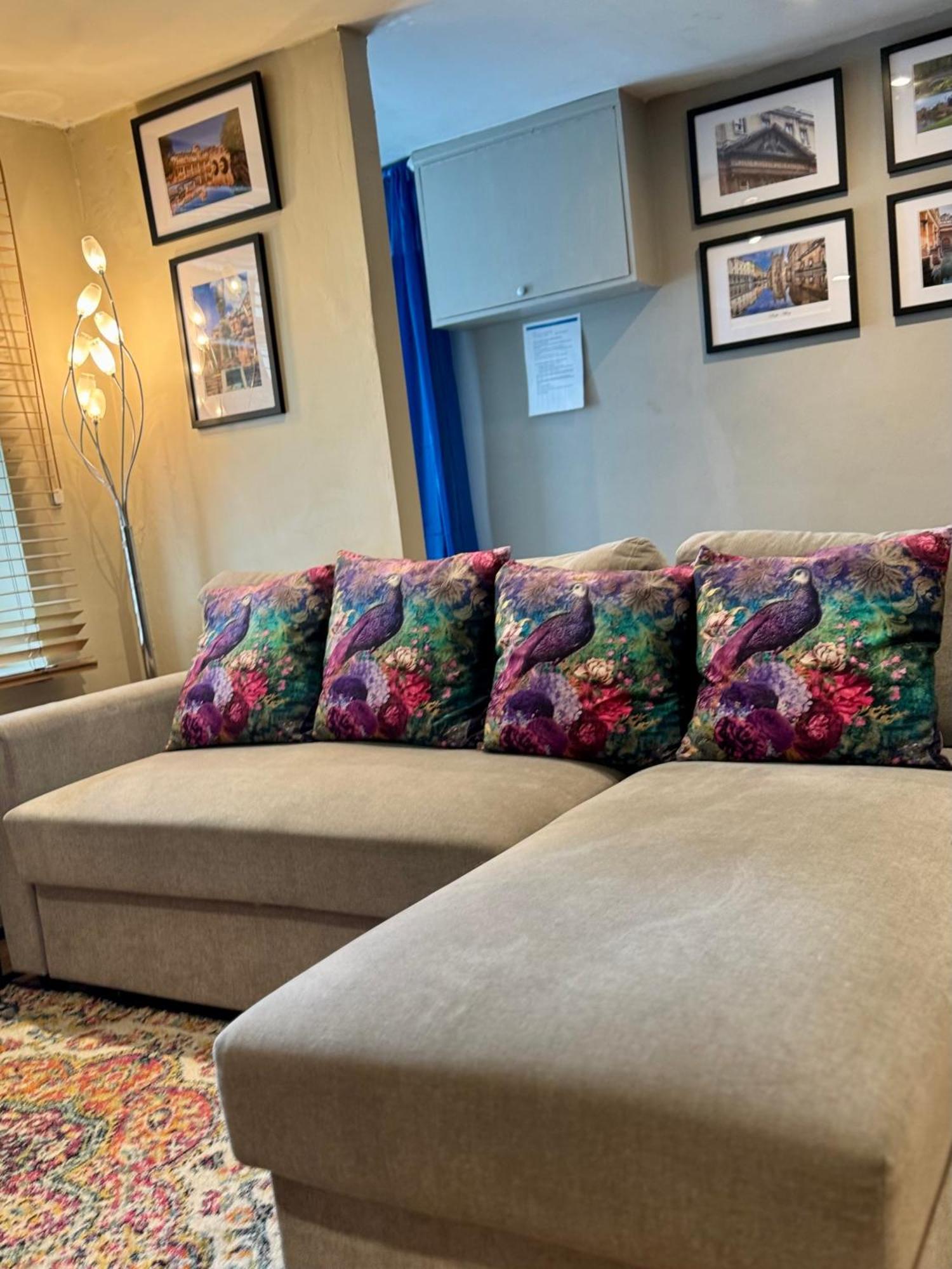 Beautiful Townhouse Next To Royal Victoria Park And Botanical Gardens Within Easy Walking Distance To Bath City Centre Luaran gambar